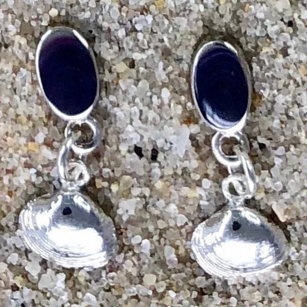 E1220 Quahaug Charm Wampum Sterling Silver Earrings