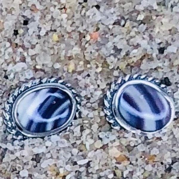 E1039 Oval Bead Small Wampum Sterling Silver Earrings