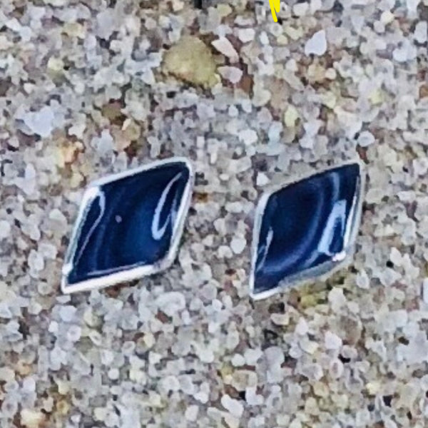 E1008 Rhombus Small Wampum Sterling Silver Earring Studs