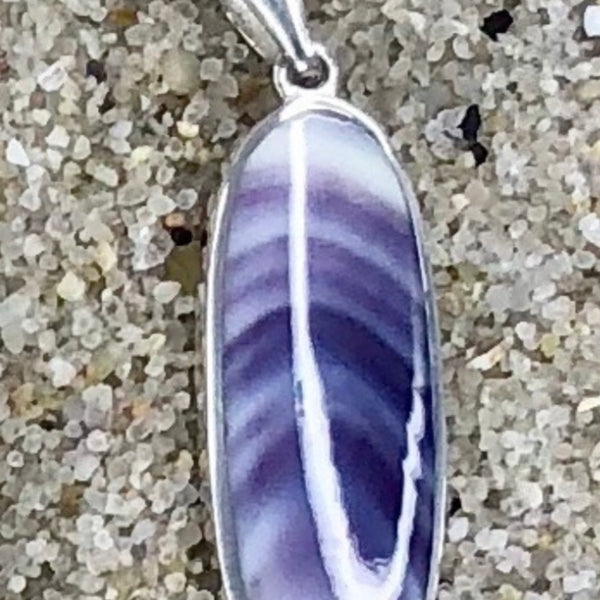 P1076 Long Oval Wampum Sterling Silver Inlay Pendant