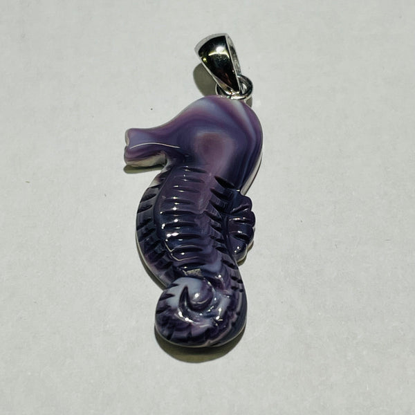 P3358 Small Seahorse Wampum Natural Sterling Silver Pendant