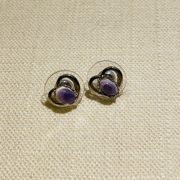 E454 Stud Wampum Costume Earrings