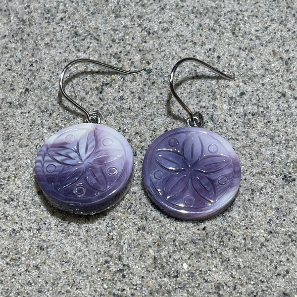 E3139 Disc/Flower Wampum Natural Earrings Sterling Silver