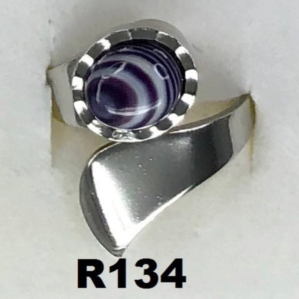 R134