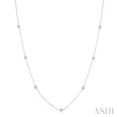 0.33 Ctw Station Diamond Necklace in 18K White Gold