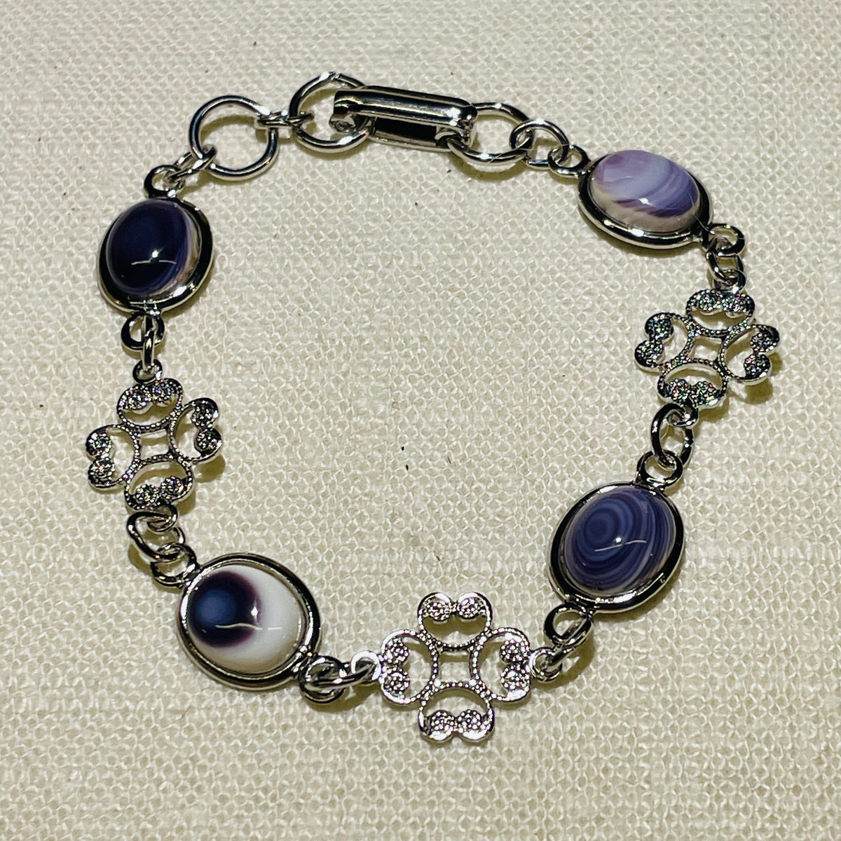BR39 Bangle Bracelet Costume Wampum