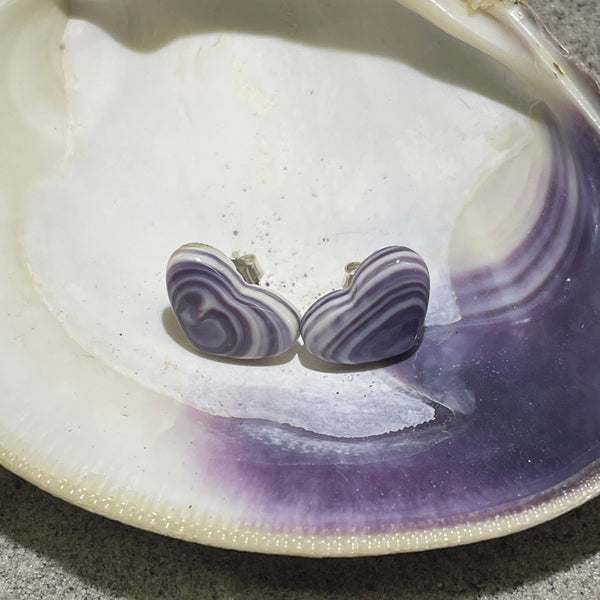 E3130 Heart Medium Studs Wampum Natural Earrings Sterling Silver