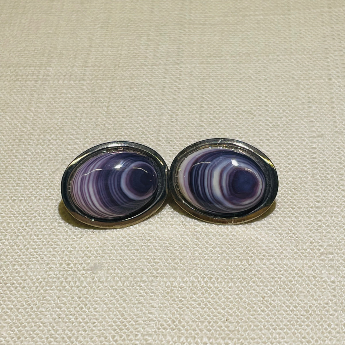 E57 clip Studs Wampum Costume Earrings