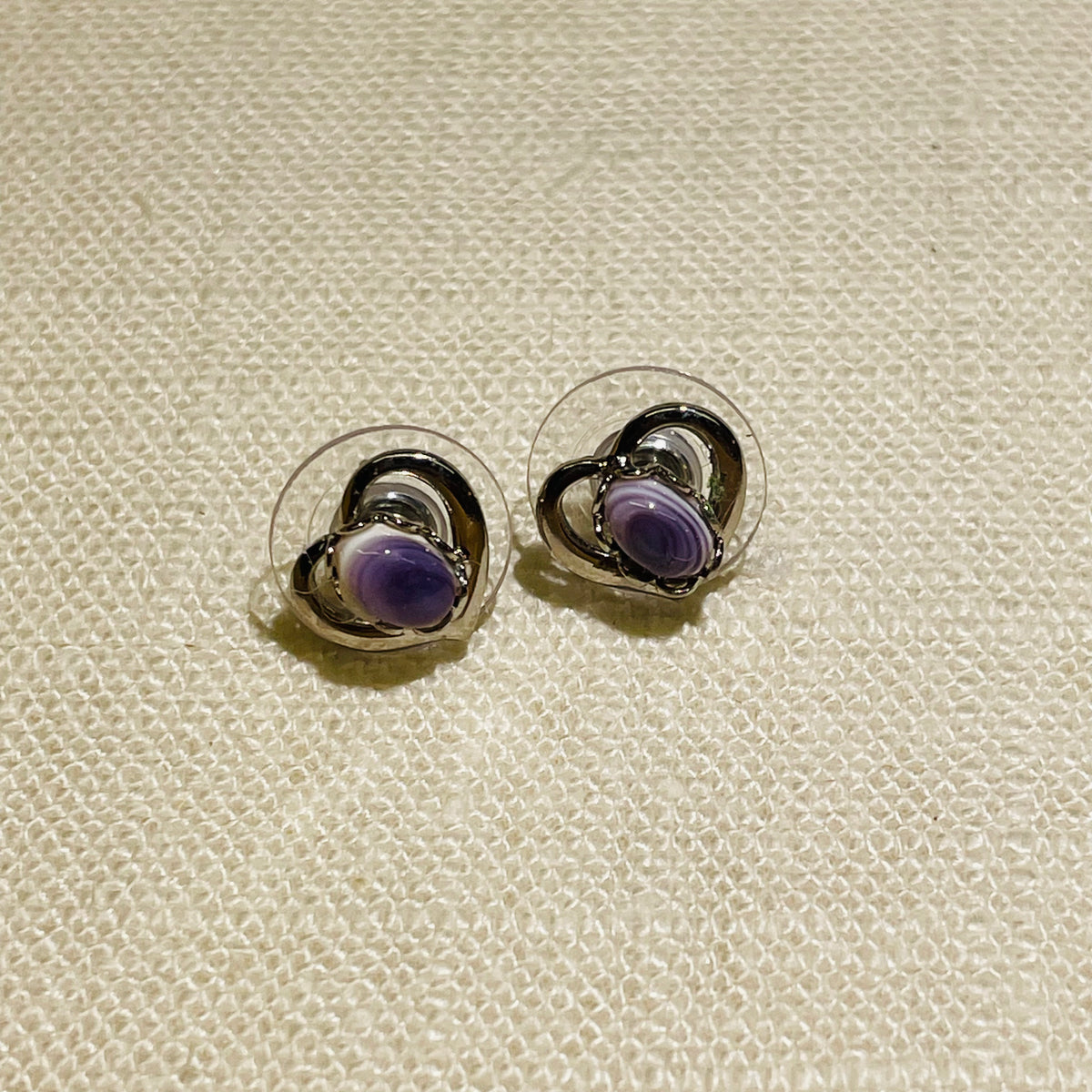 E454 Stud Wampum Costume Earrings