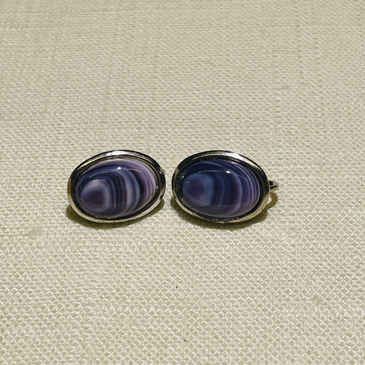 E318 clip Wampum Costume Earrings