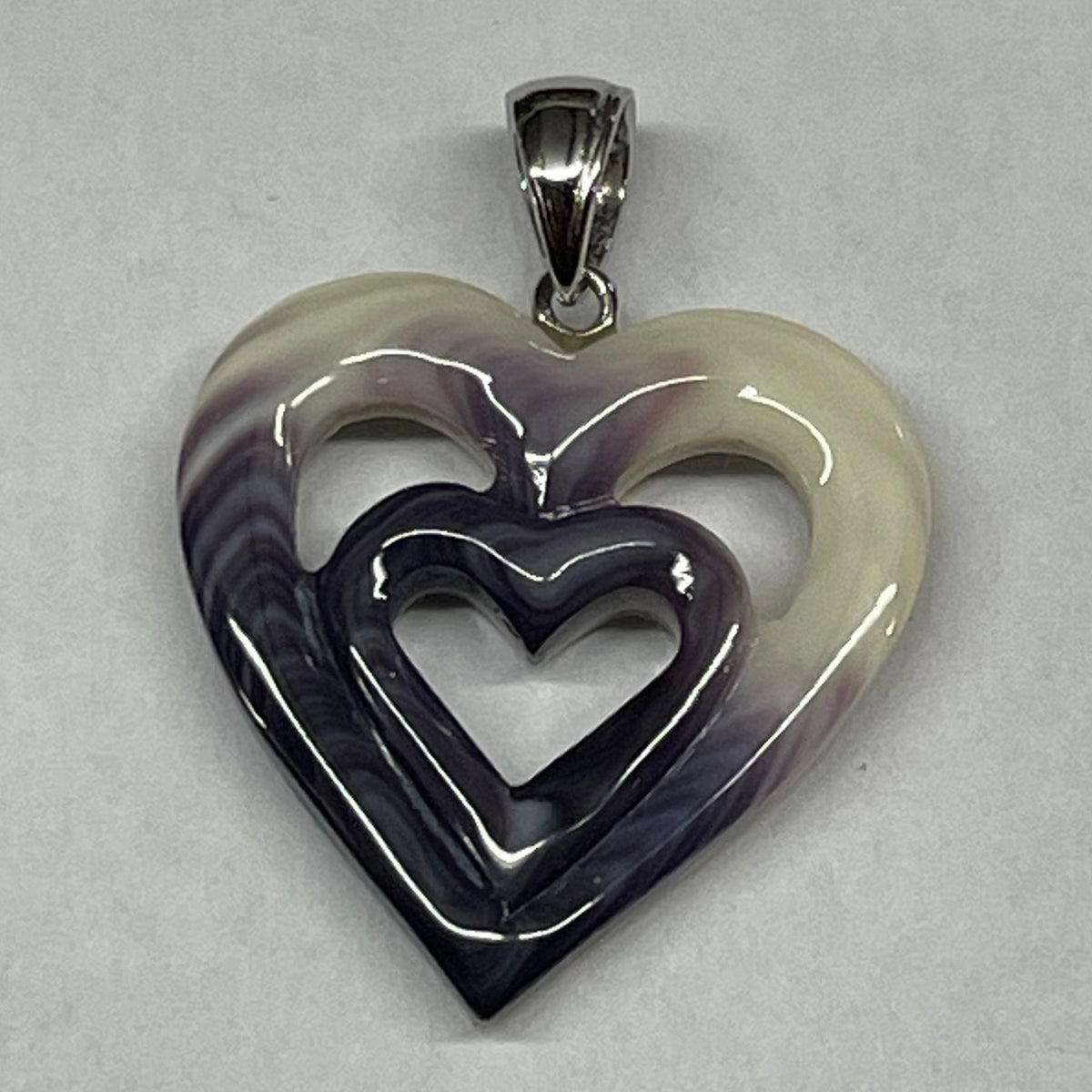 P3407 Double Heart Medium Wampum Natural Sterling Silver Pendant