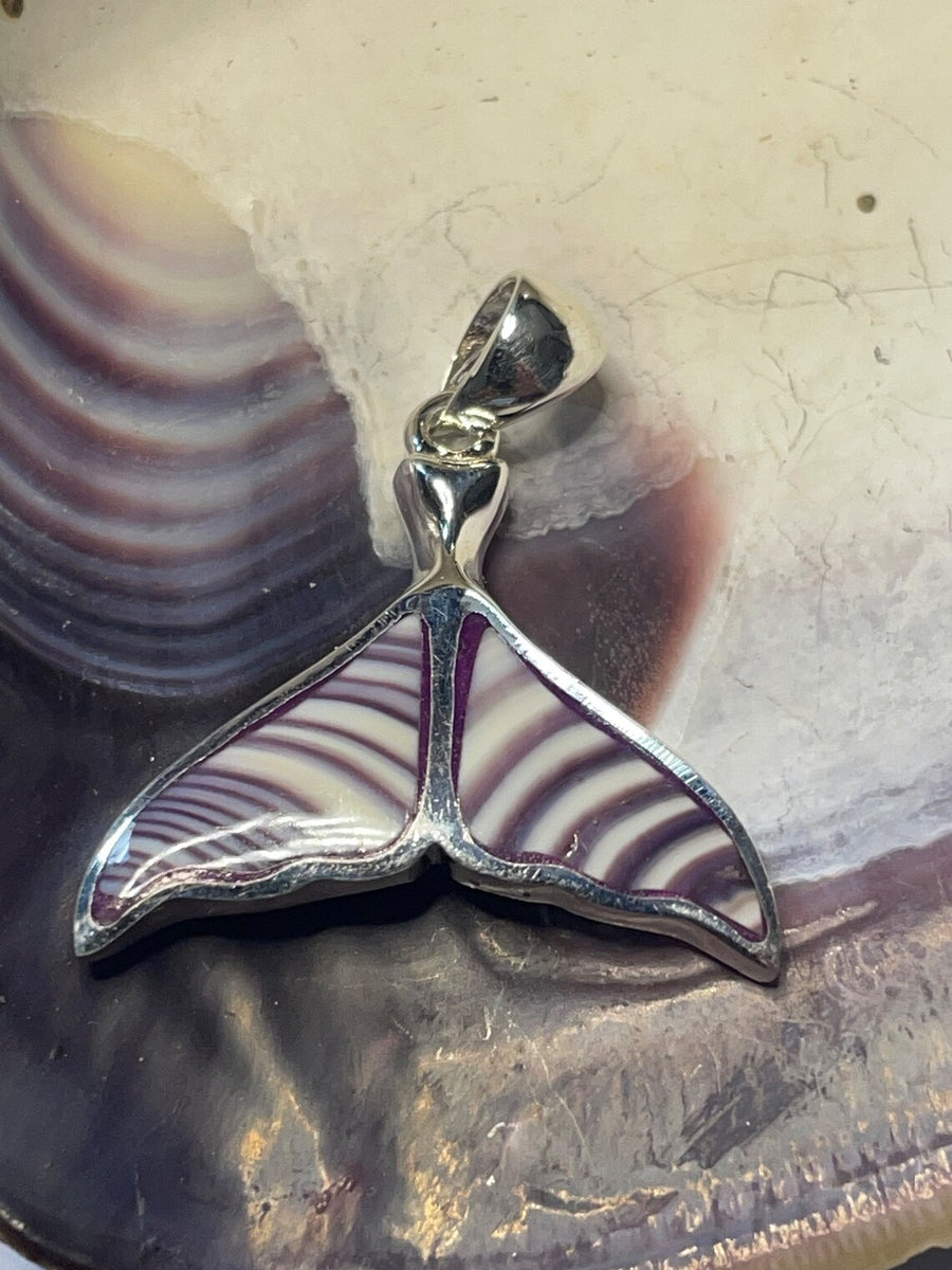 P1066 Whale Tail Wampum Sterling Silver Inlay Pendant