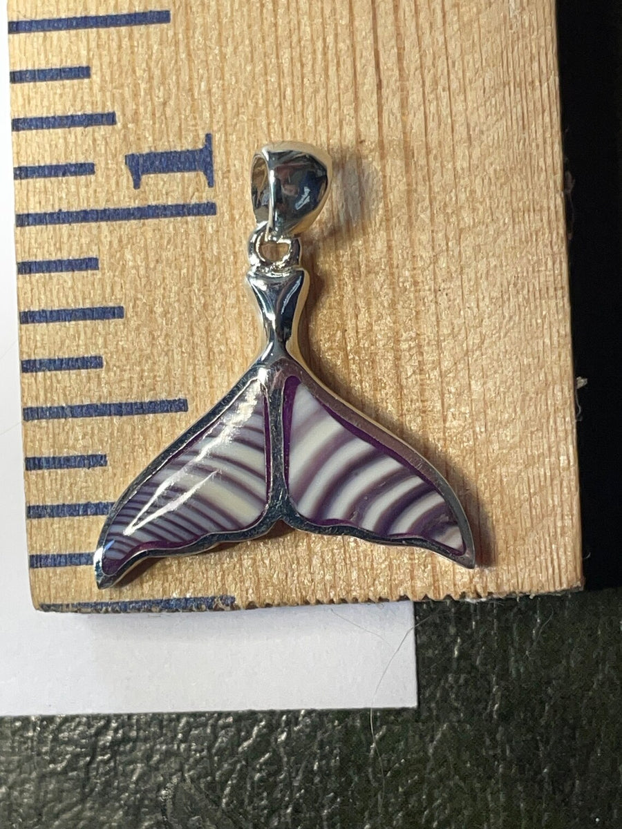 P1066 Whale Tail Wampum Sterling Silver Inlay Pendant