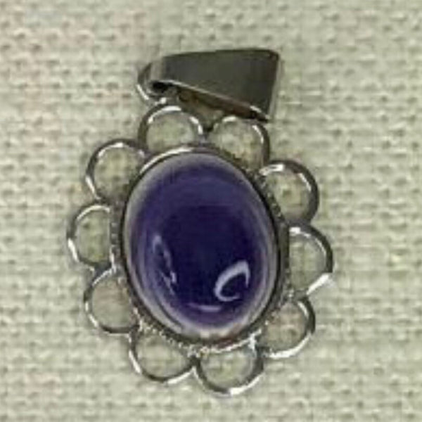 P177 Costume Wampum Pendant