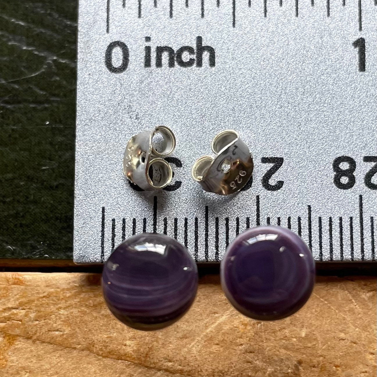 E3124 Round Small Stud Wampum Natural Earrings Sterling Silver