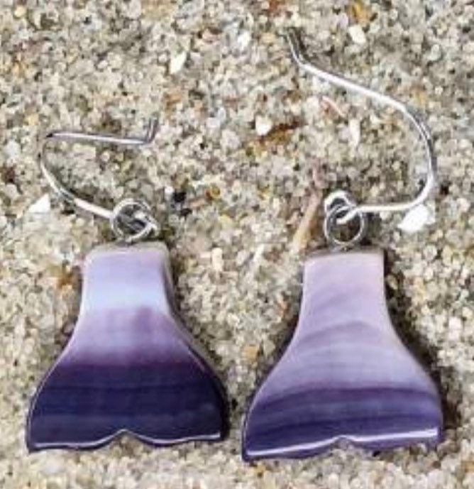 E3135 Whale Tail Wampum Natural Earrings Sterling Silver