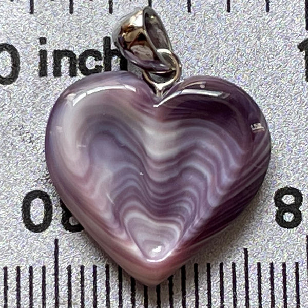 P3409 Indented Heart Small Wampum Natural Sterling Silver Pendant