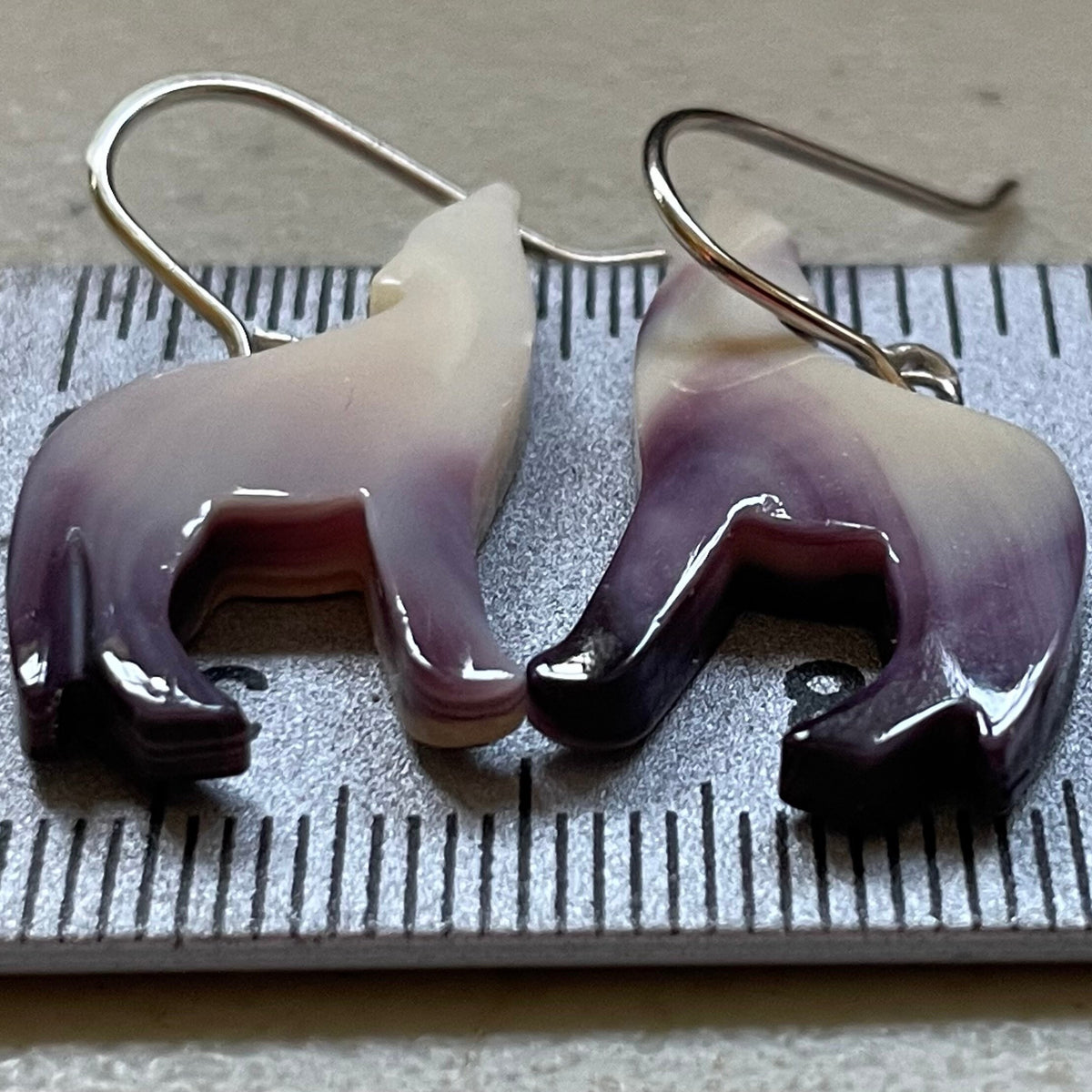 E3163 Wolf Wampum Sterling Silver Earrings