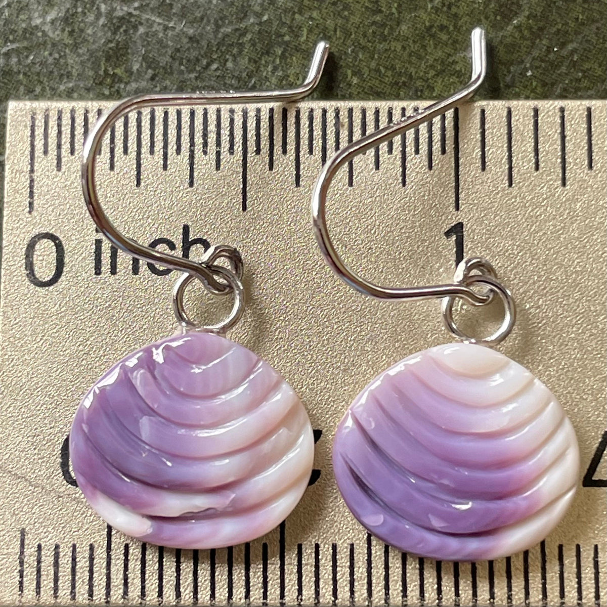 E3161 Quahaug Wampum Natural Earrings Sterling Silver