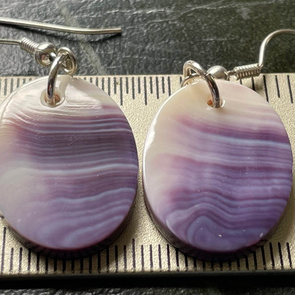 E3160 Free Form Medium Wampum Natural Earrings Sterling Silver
