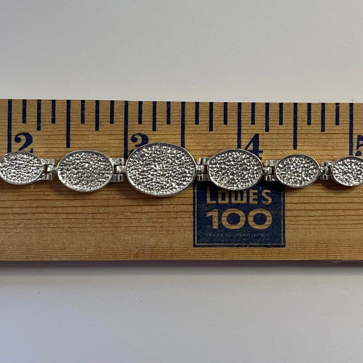 BR1031 Oval Graduated 7.25 Inches Wampum Sterling Silver Bracelet
