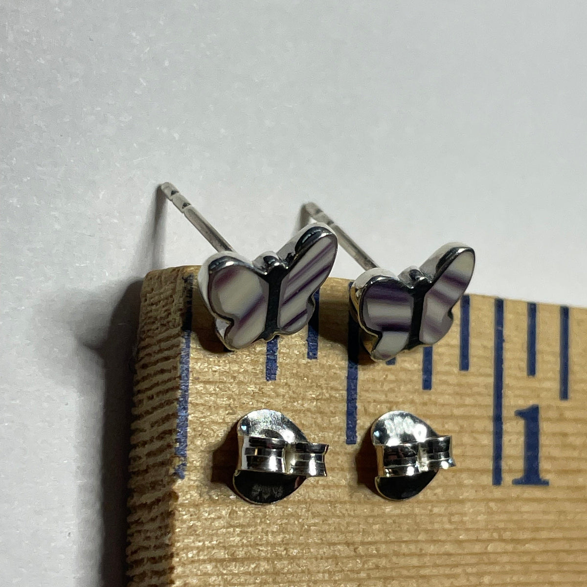 E1115 Butterfly Small Wampum Sterling Silver Earrings