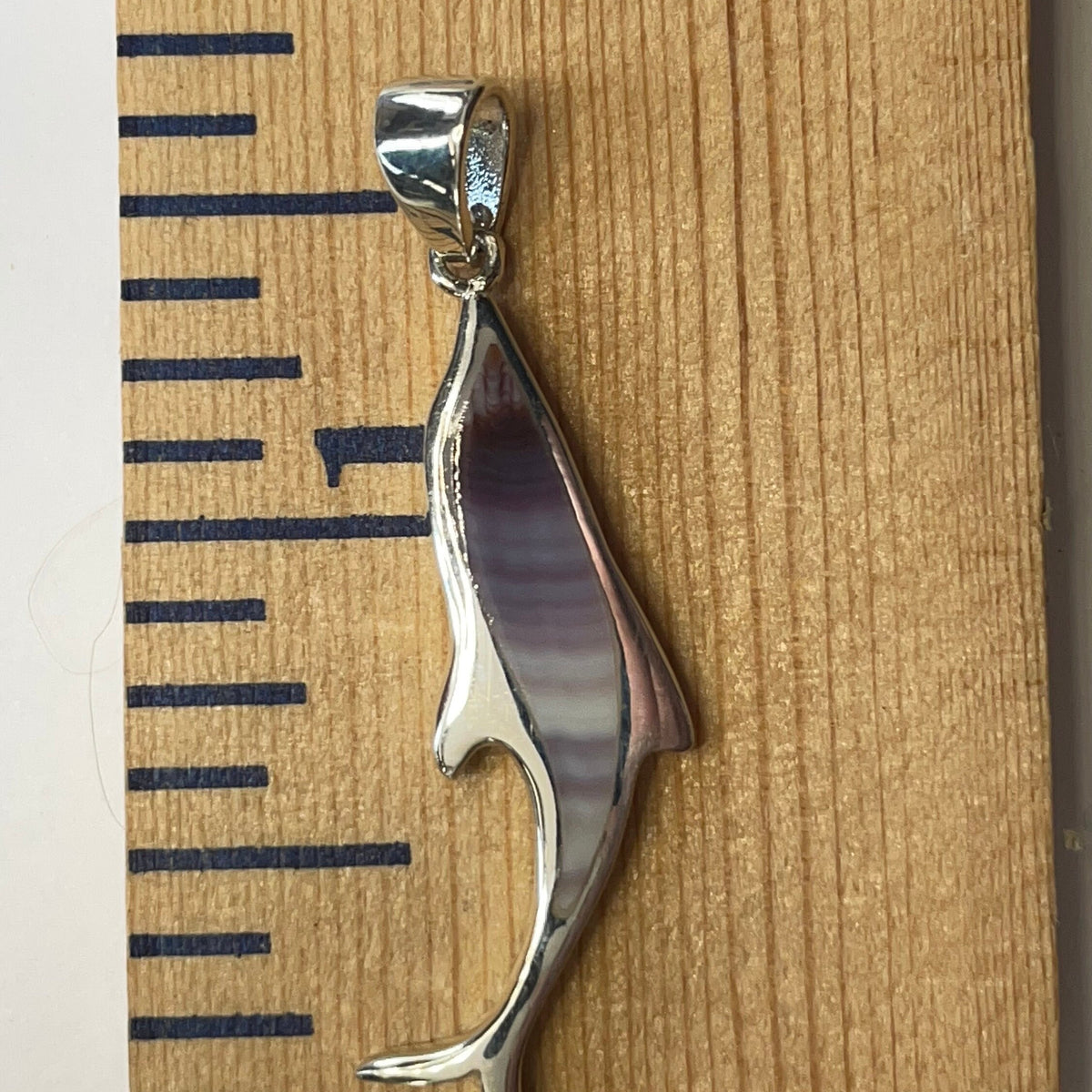 P1067 Fish Wampum Sterling Silver Inlay Pendant