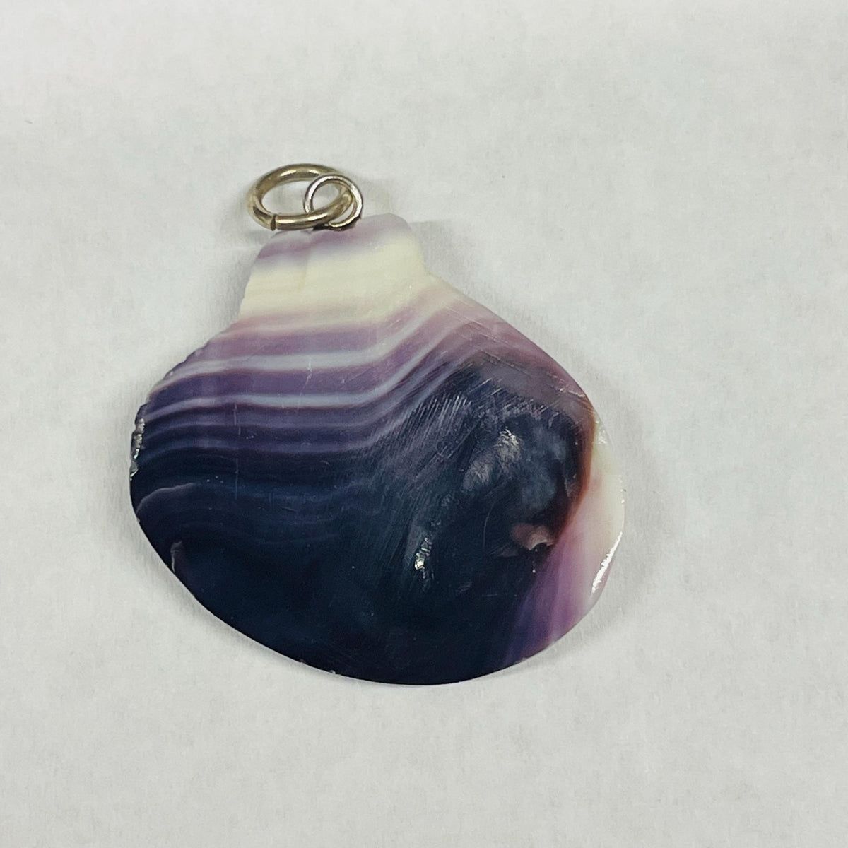 P3400 Quahaug Large 30mm Wampum Natural Sterling Silver Pendant