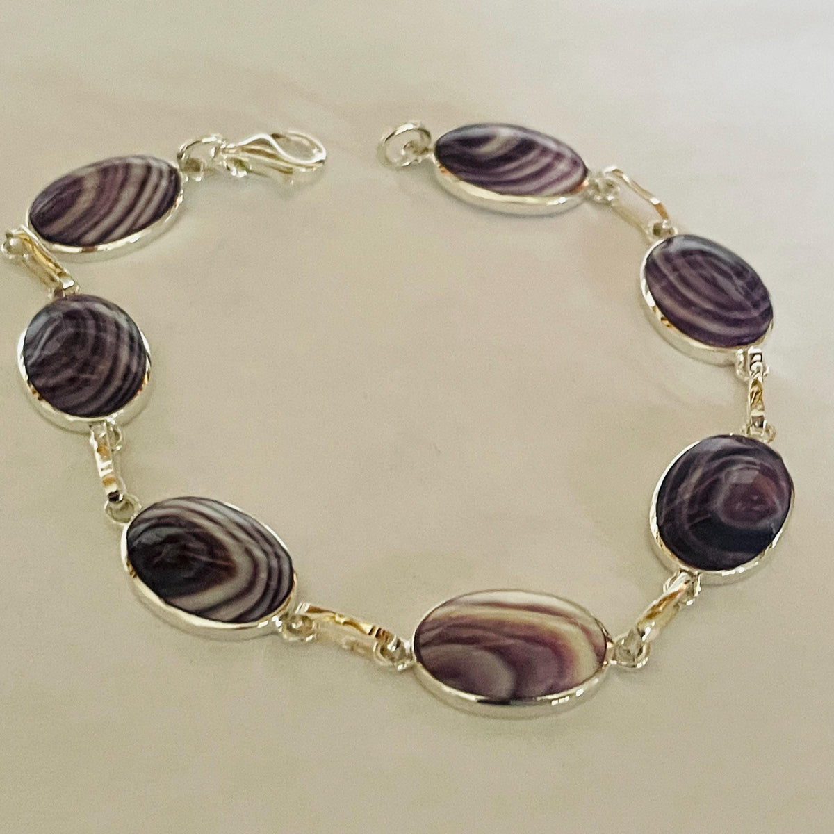 BR1040 Oval Medium 7 Inches Wampum Sterling Silver Bracelet