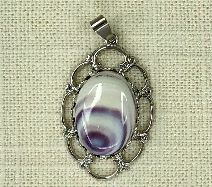 P20 Costume Wampum Pendant