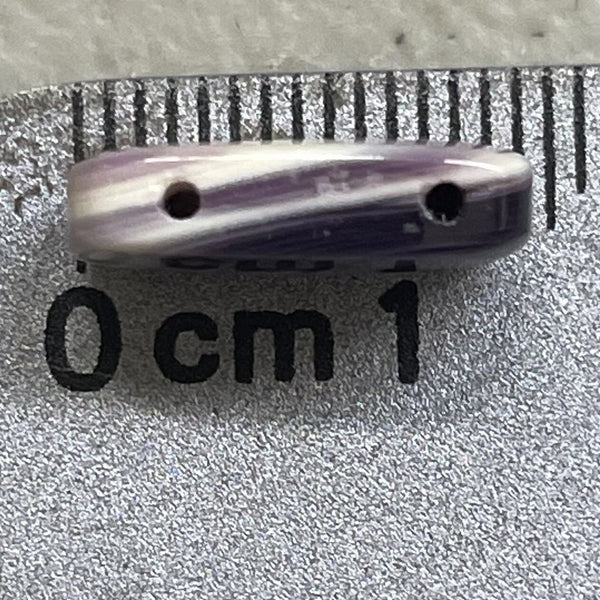 5100 Rect/2 hole 14x8mm purple wampum