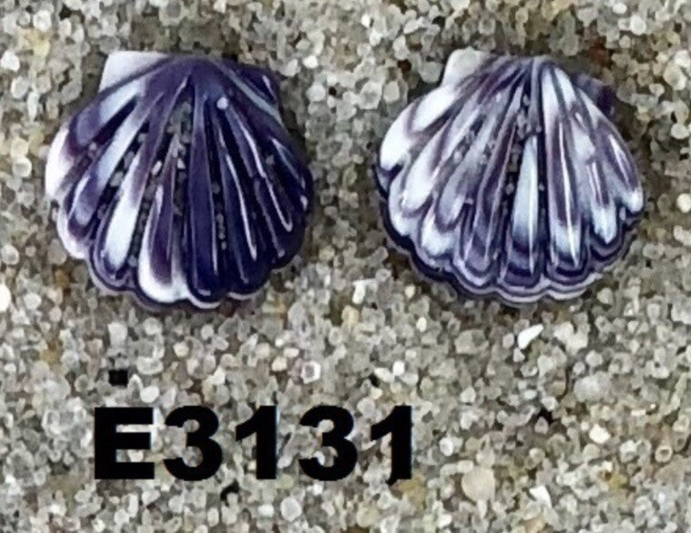 E3131 Scallop Stud Wampum Natural Earrings Sterling Silver