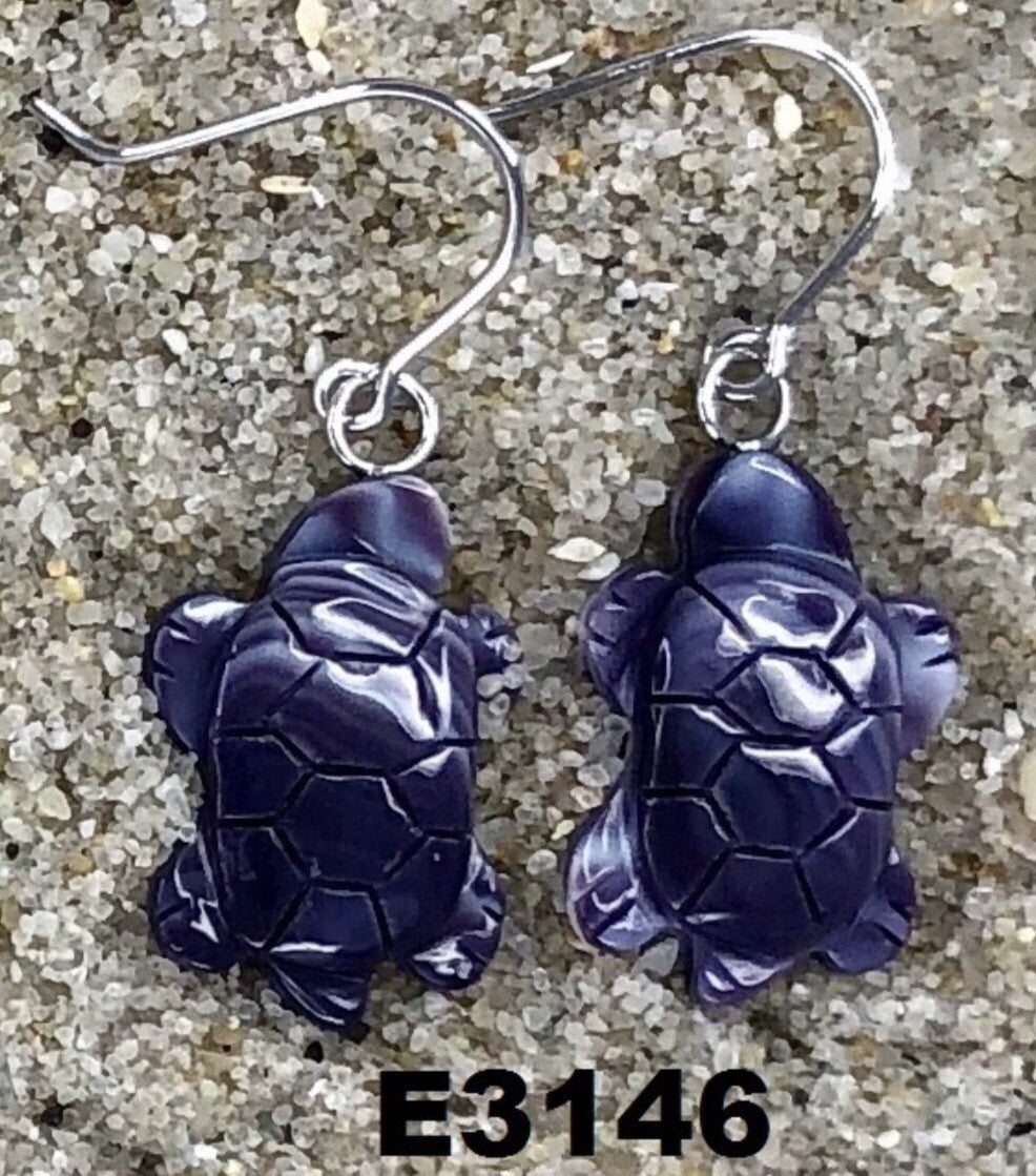 E3146 Turtle Medium Wampum Natural Earrings Sterling Silver